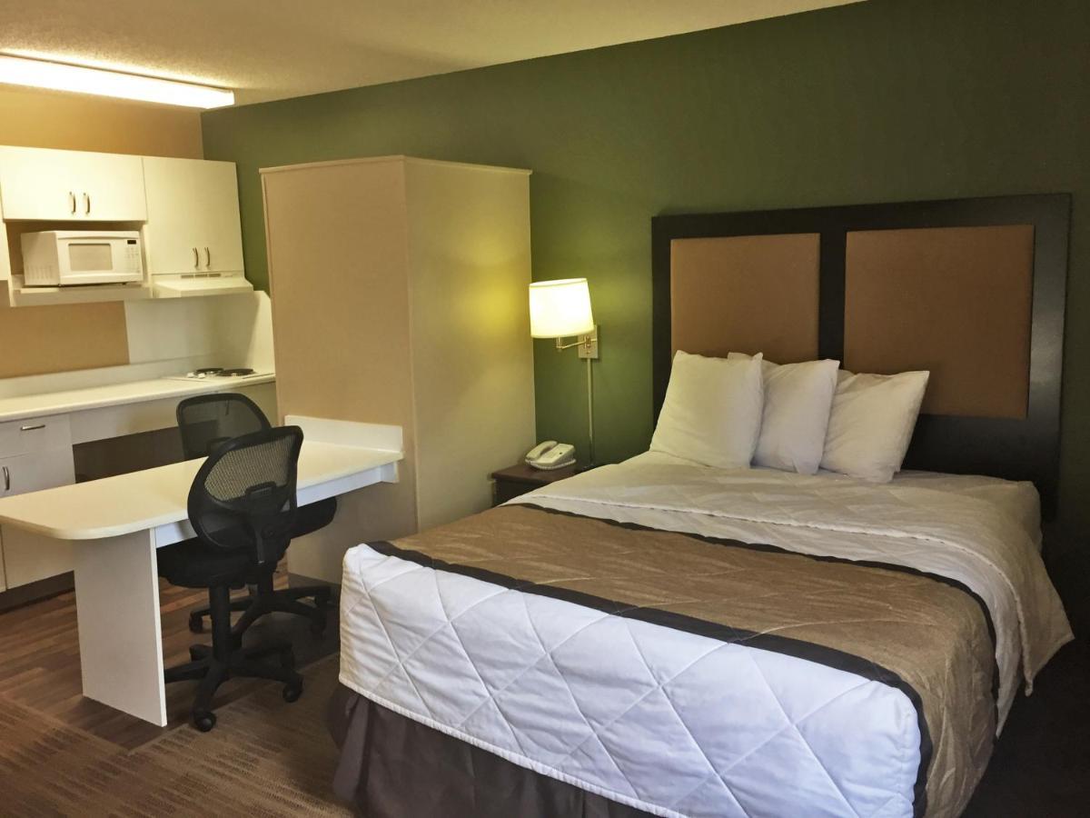 Extended Stay America Suites - Kansas City - Airport Exterior photo