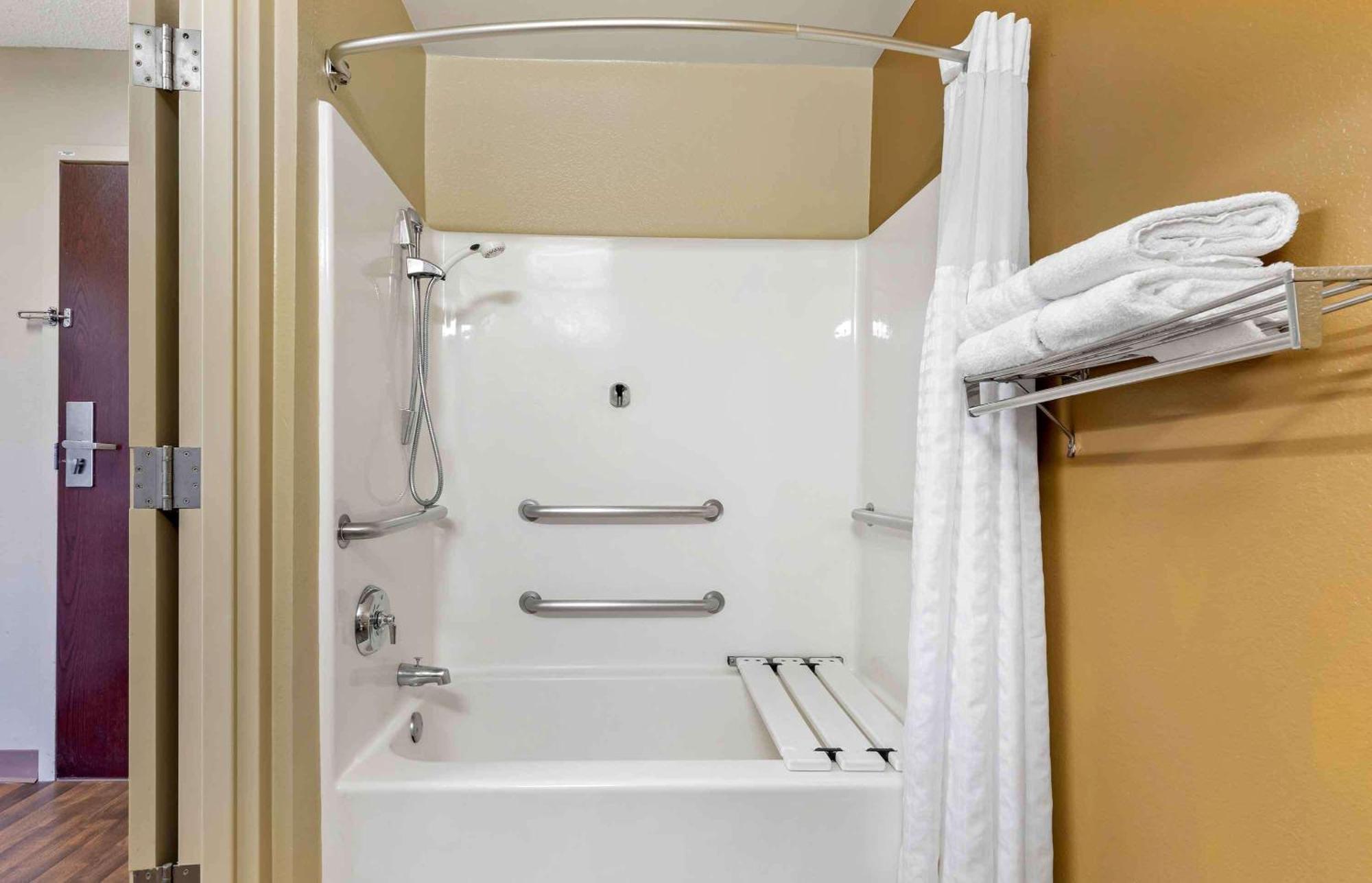 Extended Stay America Suites - Kansas City - Airport Exterior photo